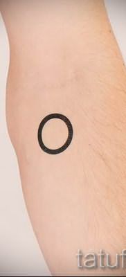 Фото тату круг для статьи про значение татуировки с кругом – tatufoto.ru – 40