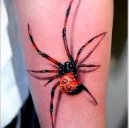 крутая татуировка с пауком