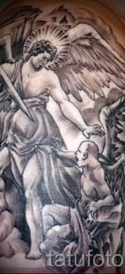 фото тату ангел и демон для статьи про значение рисунка татуировки – tatufoto.ru – 23