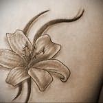Значение татуировки лилия 3