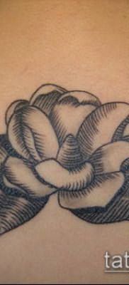 тату магнолия №167 – интересный вариант рисунка, который легко можно использовать для переработки и нанесения как Magnolia tattoo