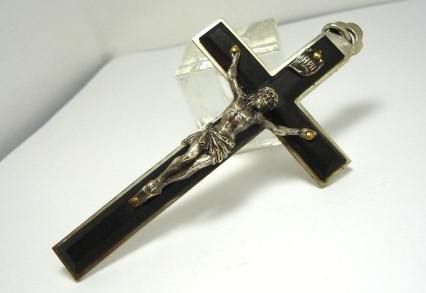 крест католический
