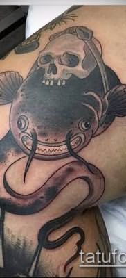 фото тату сом (catfish tattoo) (значение) – пример рисунка – 056 tatufoto.com