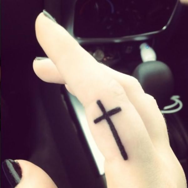 крест татуировка 