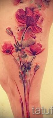 poppy tattoo on his leg – photos for an article about the importance of tattoos 1