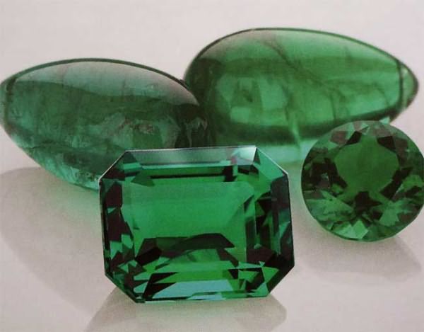 emerald cut stones (653x511, 26Kb)