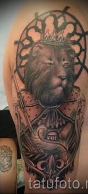 тату лев с короной – фото для статьи про значение татуировки – tatufoto.ru – 28