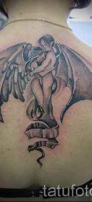 фото тату ангел и демон для статьи про значение рисунка татуировки – tatufoto.ru – 25
