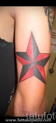 Фото тату звезды на локтях для статьи про значение рисунка татуировки – tatufoto.ru – 32