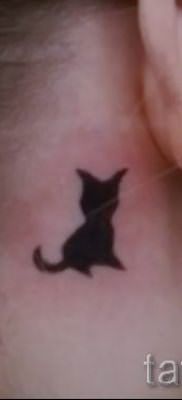 фото тату с черной кошкой для статьи про значение татуировки – tatufoto.ru – 50