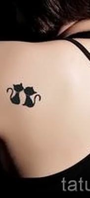 фото тату с черной кошкой для статьи про значение татуировки – tatufoto.ru – 29