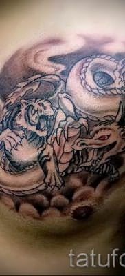 фото тату тигр и дракон для статьи про значение татуировки – tatufoto.ru – 35