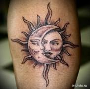 татуировка солнце в поцелуе с луной