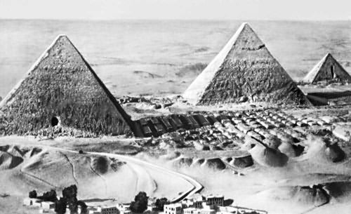 Пирамиды в Гизе. Египет, 3-е тысячелетие до н. э.